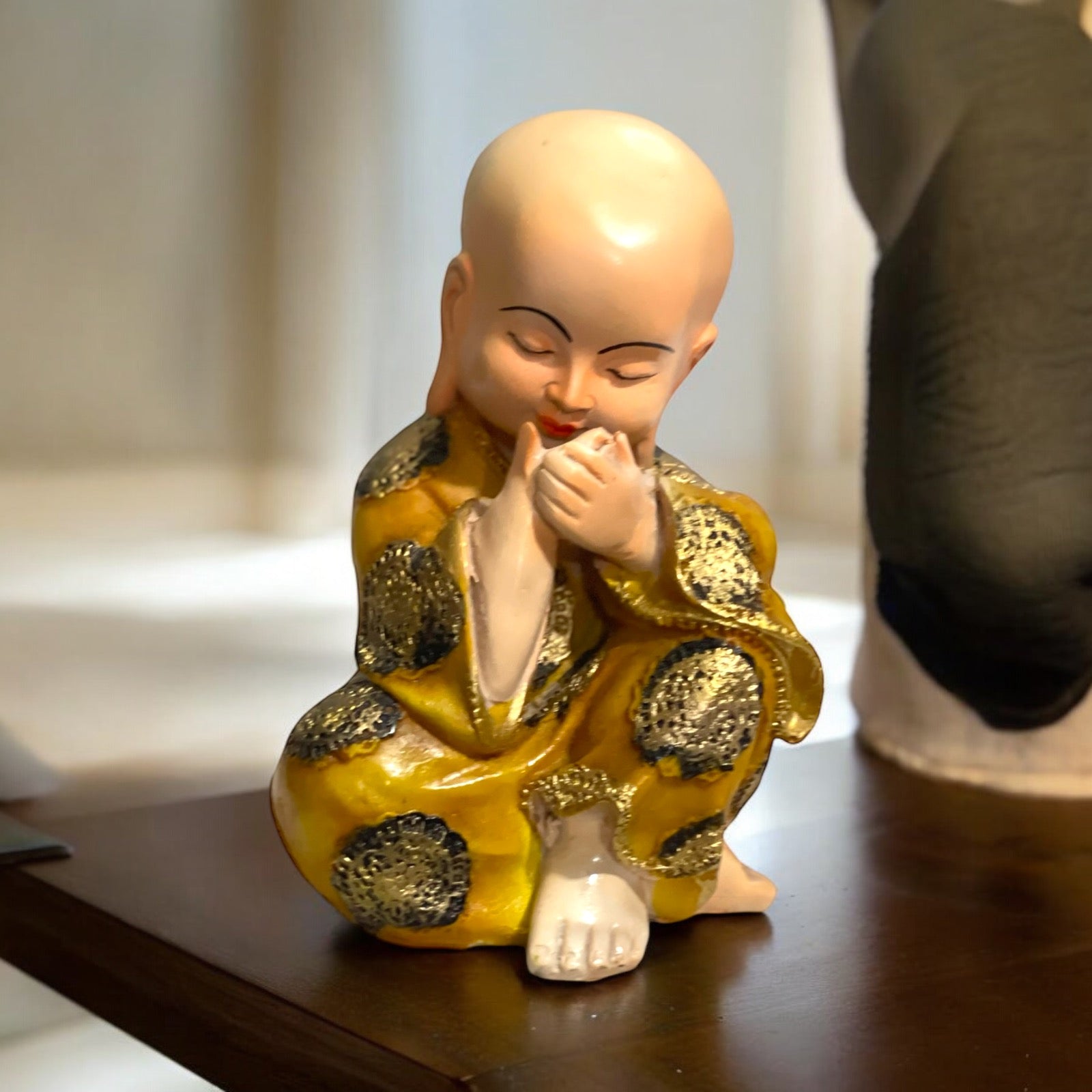 Buddhistische Mönche Set – 3 Kleine Fightings-Mönche Aus Kunstharz, Deko Für Drinnen & Draußen