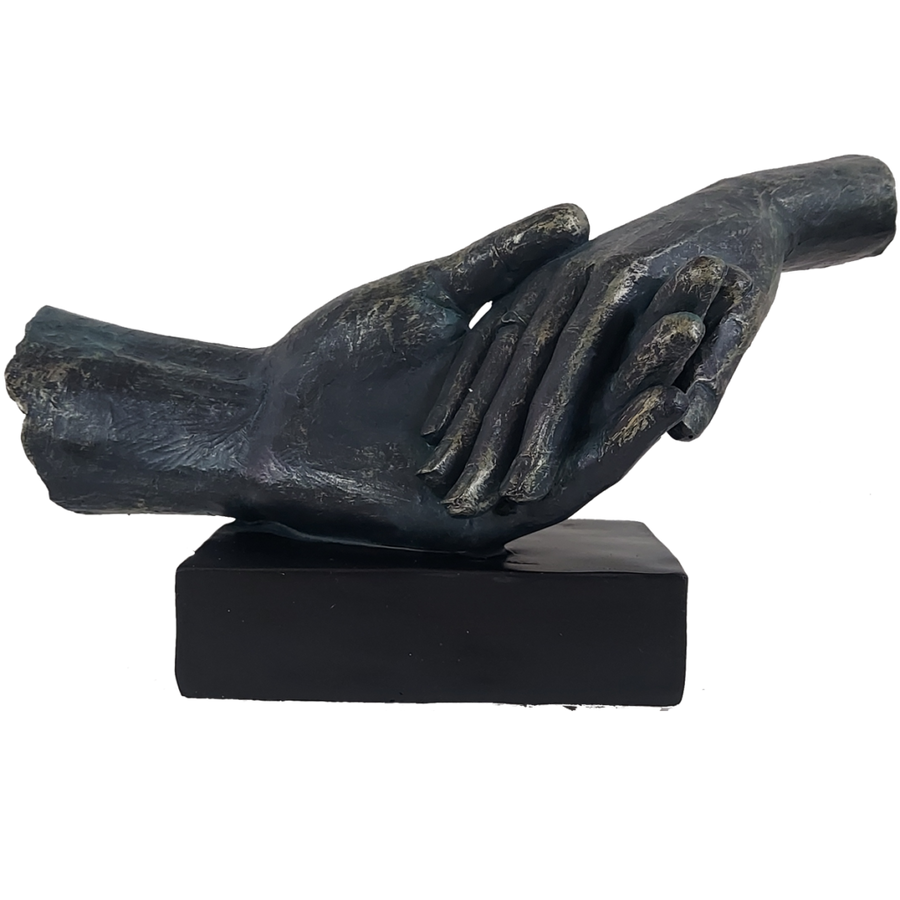 Wedding Proposal Engagement Couples  Hand in Hand Statue 